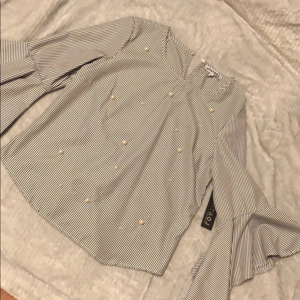 White & gray striped blouse with sleeves. Size- M